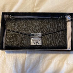 MCM chain wallet